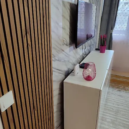 Apartament Behar Otoka *