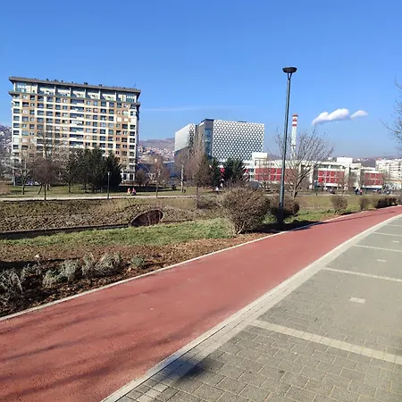 Behar Otoka Apartament *